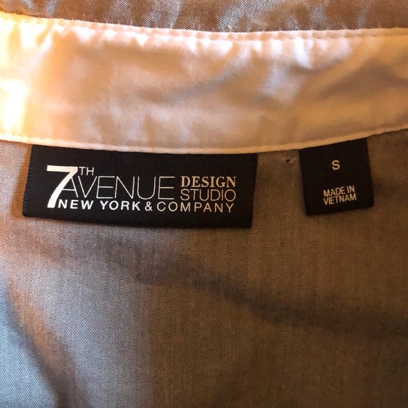 Blouse - Picture 3 of 3